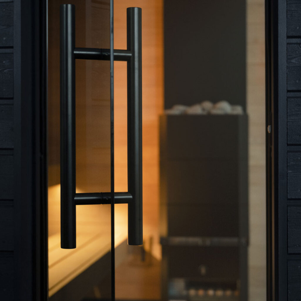 SaunaLife G6 glass door and black handle detail